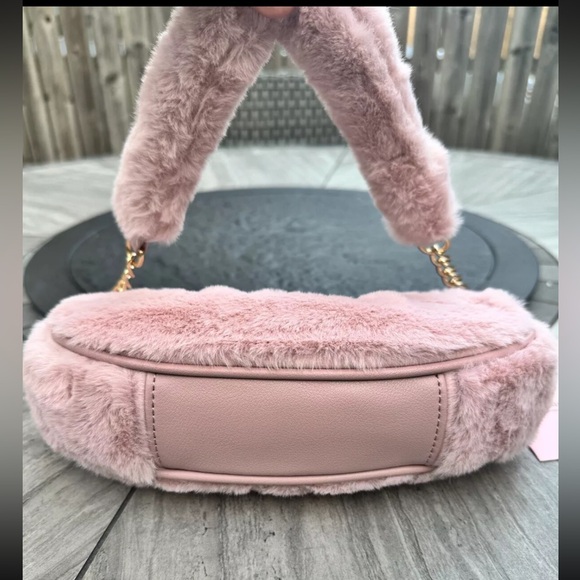 Juicy Couture  Let’s Get Cozy Shoulder Bag Dusty Blush  With Matching Wallet - Picture 3 of 8